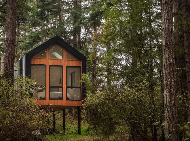 Scandinavian Farm-Style Retreat (San Juan Islands)