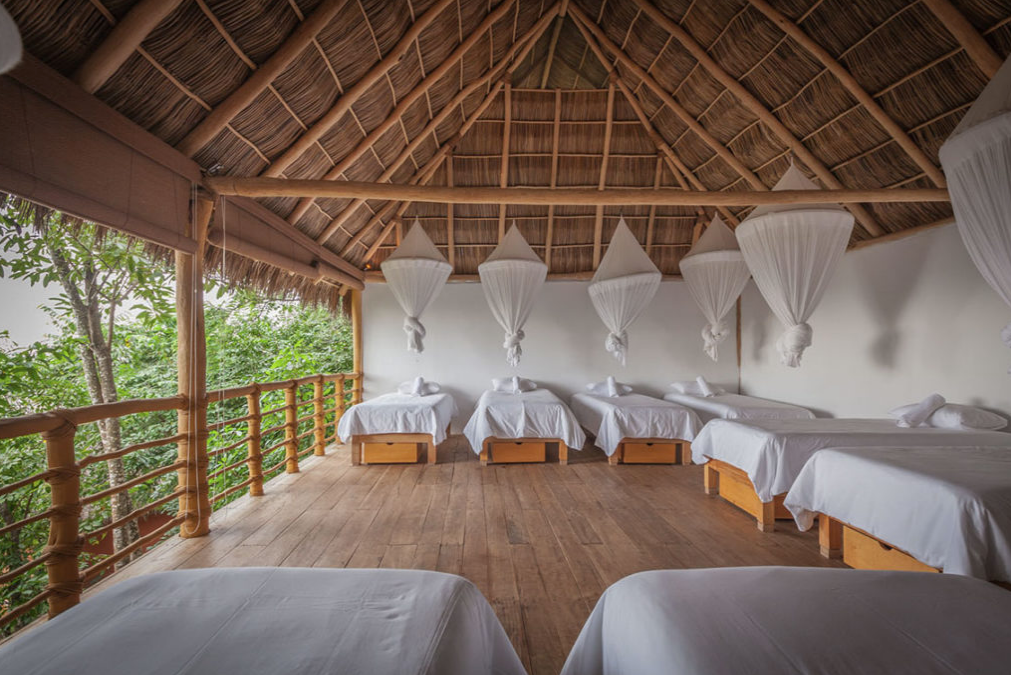 Xinalani Palapa Bed - Open Air (No AC)